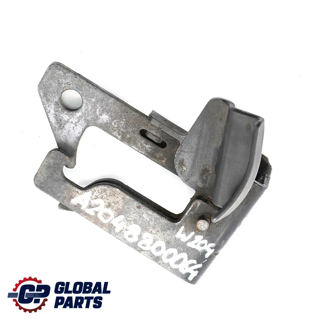 Moteur Capot Capot Verrouillage pour Mercedes W204 ML W166 à propos du numéro de pièce A2048800064 Mercedes W204 ML W166 Moteur Capot Capot Verrouillage - SKU A2048800064 - Numéro de pièce A2048800064