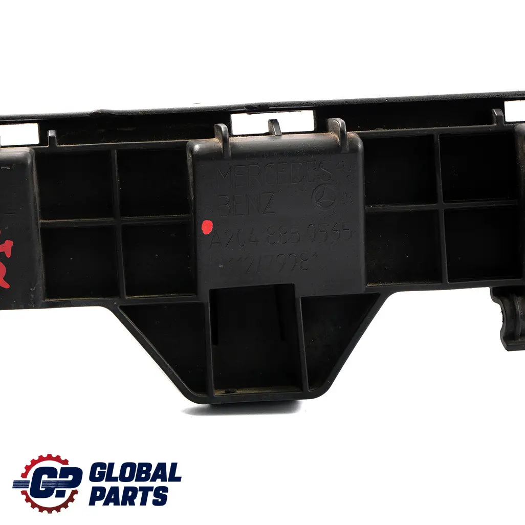 Mercedes C W204 Paraurti posteriore Guida centrale Supporto staffa - SKU A2048850565 - Numero di parte A2048850565