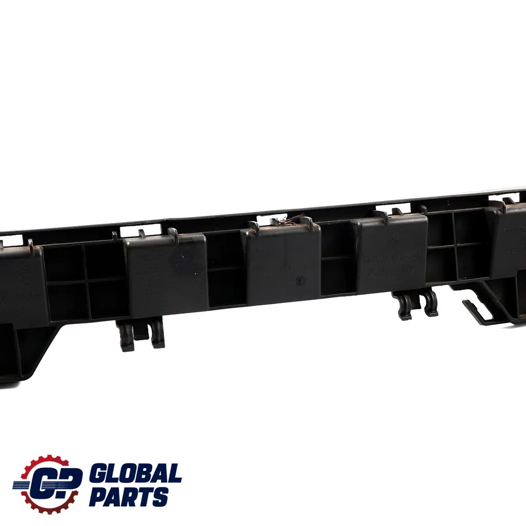 Mercedes C W204 Paraurti posteriore Guida centrale Supporto staffa - SKU A2048850565 - Numero di parte A2048850565