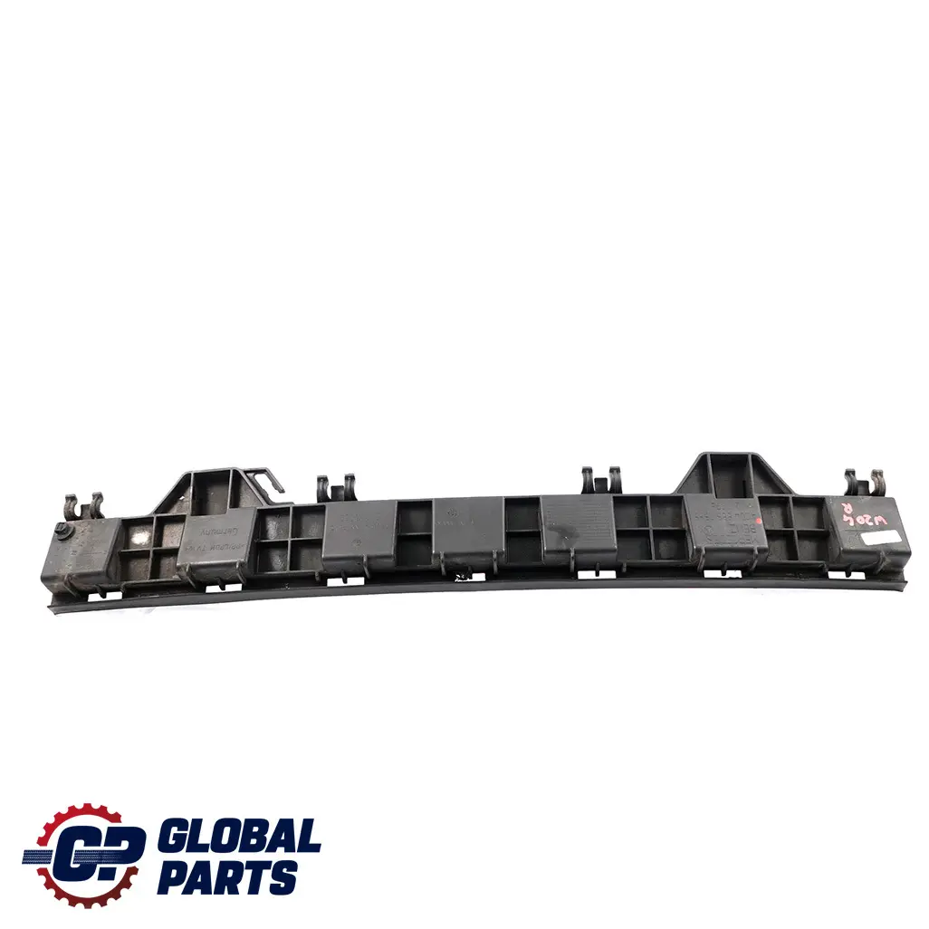Mercedes C W204 Paraurti posteriore Guida centrale Supporto staffa - SKU A2048850565 - Numero di parte A2048850565