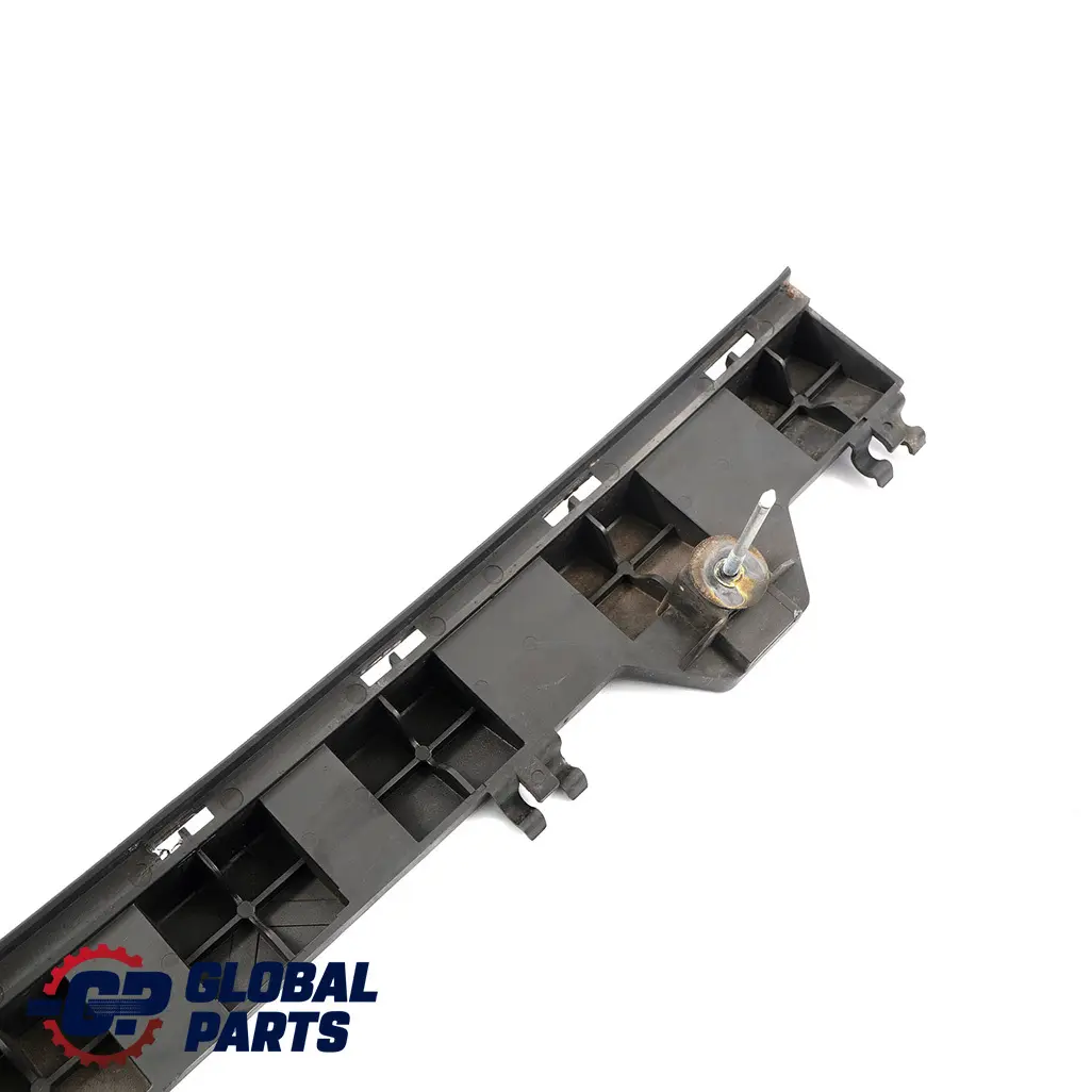 Mercedes C W204 Paraurti posteriore Guida centrale Supporto staffa - SKU A2048850565 - Numero di parte A2048850565
