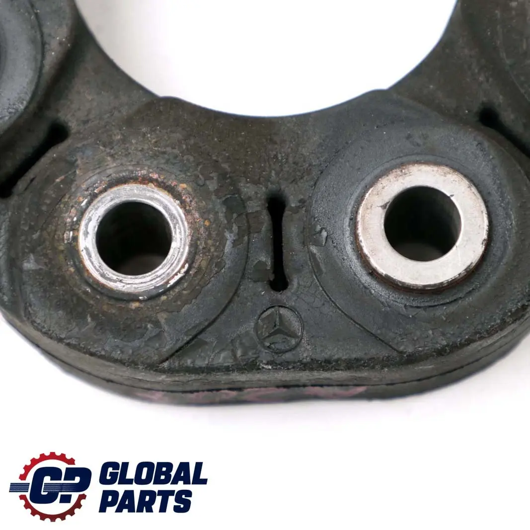 Mercedes W205 W207 W212 Arbre d'hélice Caoutchouc Donut Flex Disc - SKU A2054110200 - Numéro de pièce A2054110200