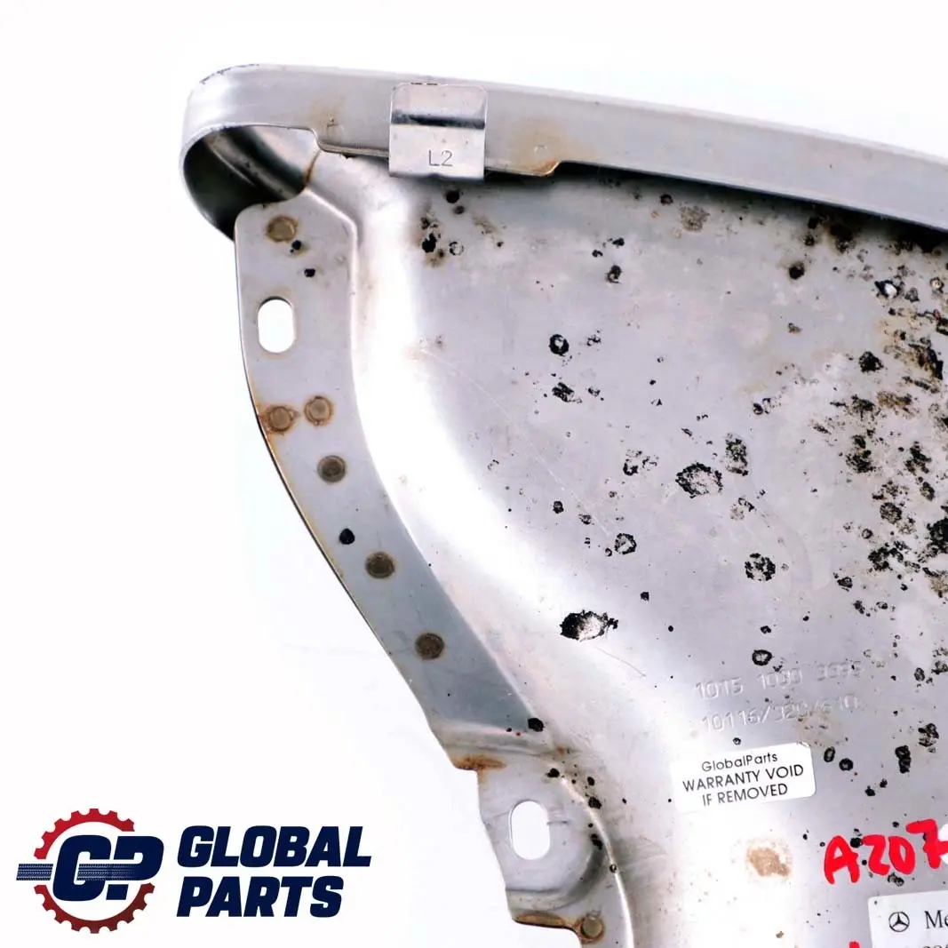 W207 A207 C207 Embout de pot d'échappement AMG arrière gauche pour Mercedes à propos du numéro de pièce A2054900927 Mercedes W207 A207 C207 Embout de pot d'échappement AMG arrière gauche - SKU A2054900927 - Numéro de pièce A2054900927