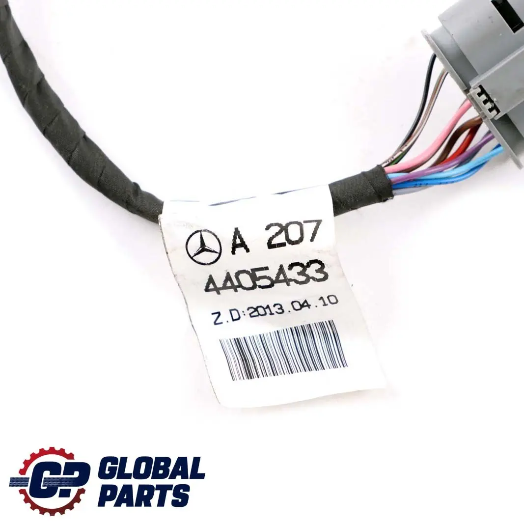  Mercedes-Benz E-Klasse W207 Cabrio A207 AdBlue Tank Adapter Kabel - SKU A2074405433 - Teilenummer A2074405433