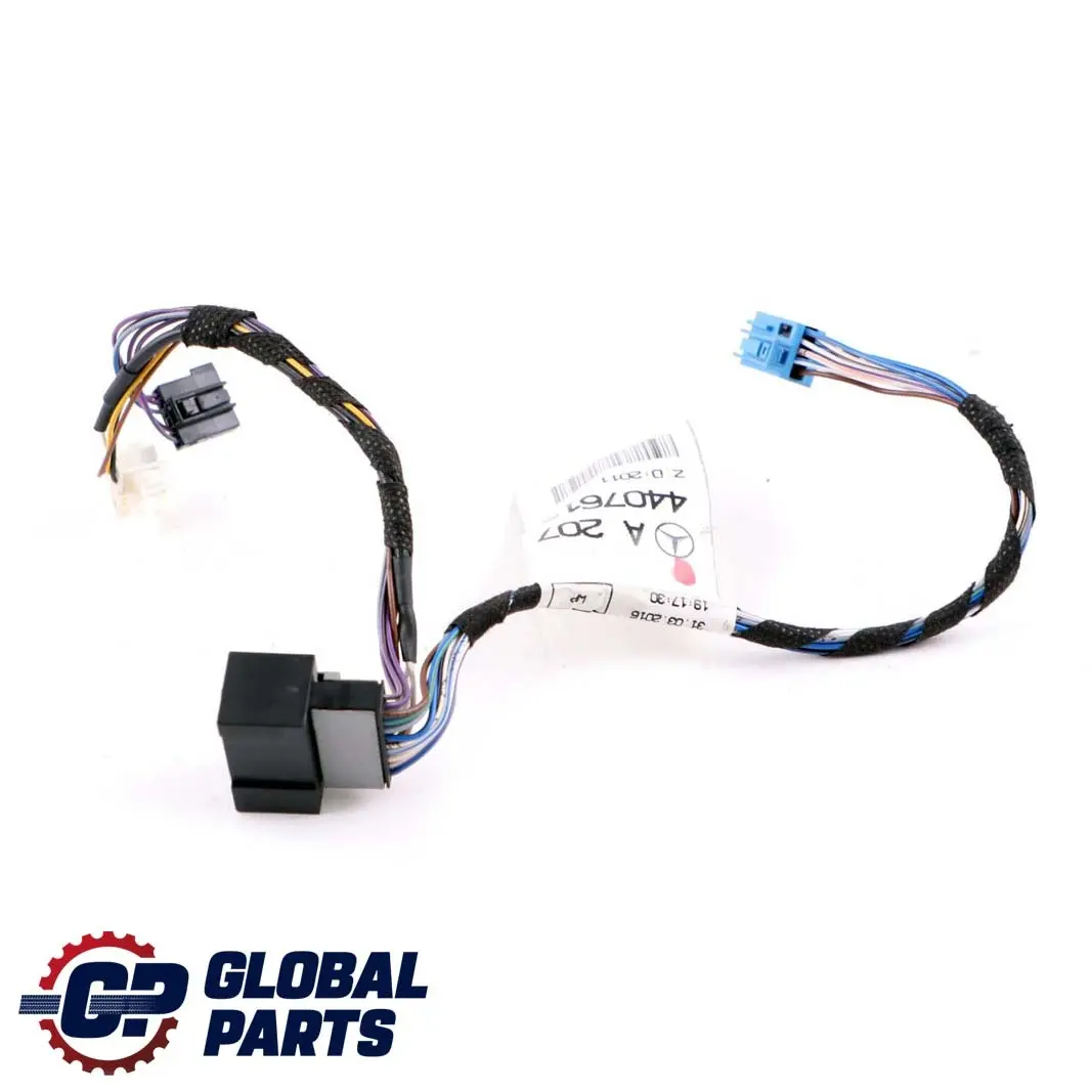 Mercedes-Benz E-Class W207 Cabrio A207 Centre Console Divider Wiring Harness to with Part number A2074407613 Mercedes-Benz E-Class W207 Cabrio A207 Centre Console Divider Wiring Harness - SKU A2074407613 - Part number A2074407613