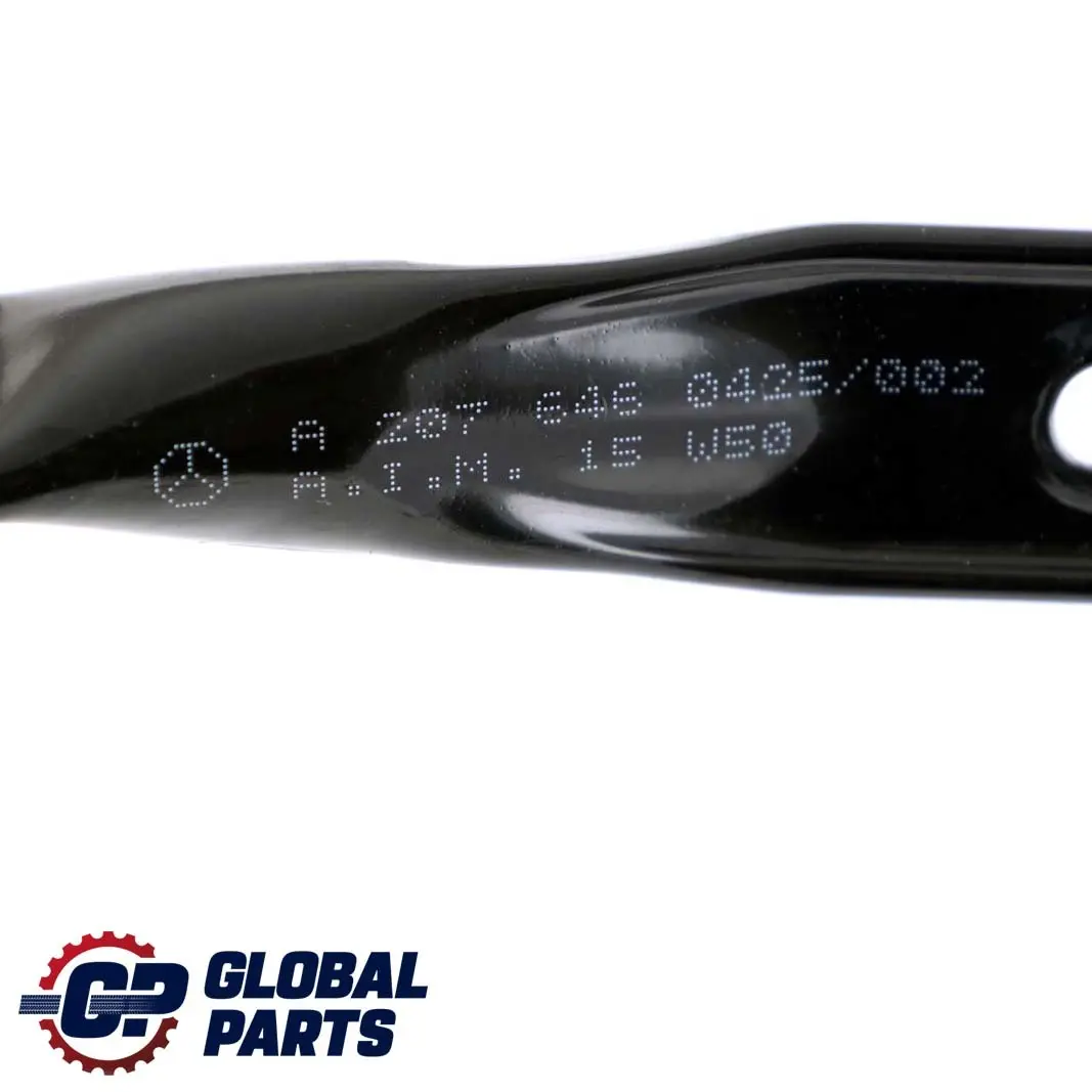 Mercedes A207 W207 Cabrio Supporto posteriore destro Pannello rinforzo puntone - SKU A2076460425 - Numero di parte A2076460425