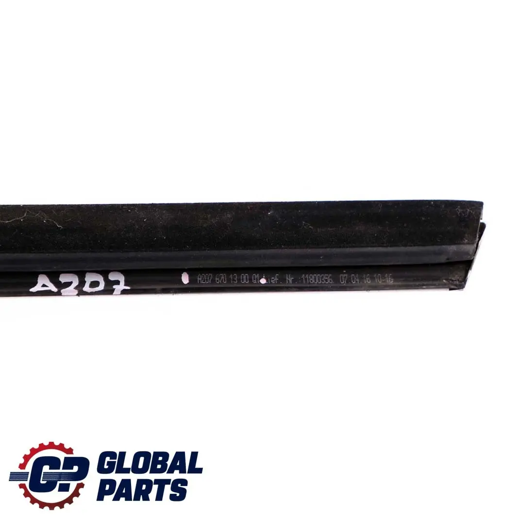  Mercedes-Benz A207 W207 Cabrio Dichtung Hinten Links Fenster Zierleiste - SKU A2076701300 - Teilenummer A2076701300