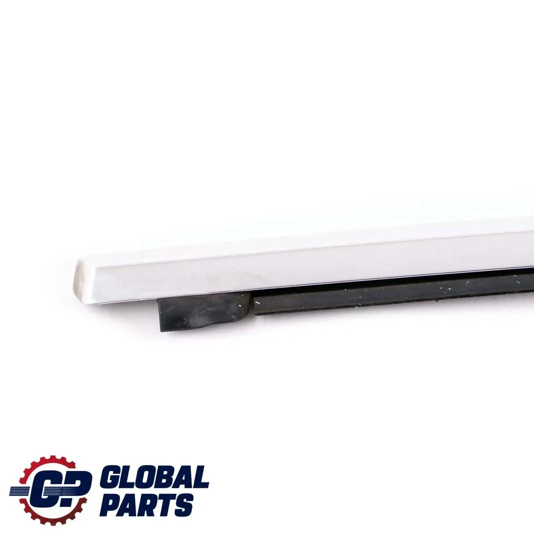 Mercedes A207 W207 Tira sellado raíl ventana puerta trasera izquierda Cabrio - SKU A2076701300 - Número de pieza A2076701300