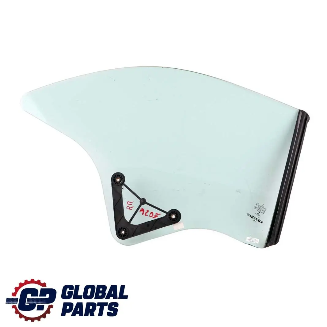 Vitre Arrière Droite AS2 pour Mercedes A207 Cabriolet à propos du numéro de pièce A2076701800 Mercedes A207 Cabriolet Vitre Arrière Droite AS2 - SKU A2076701800 - Numéro de pièce A2076701800