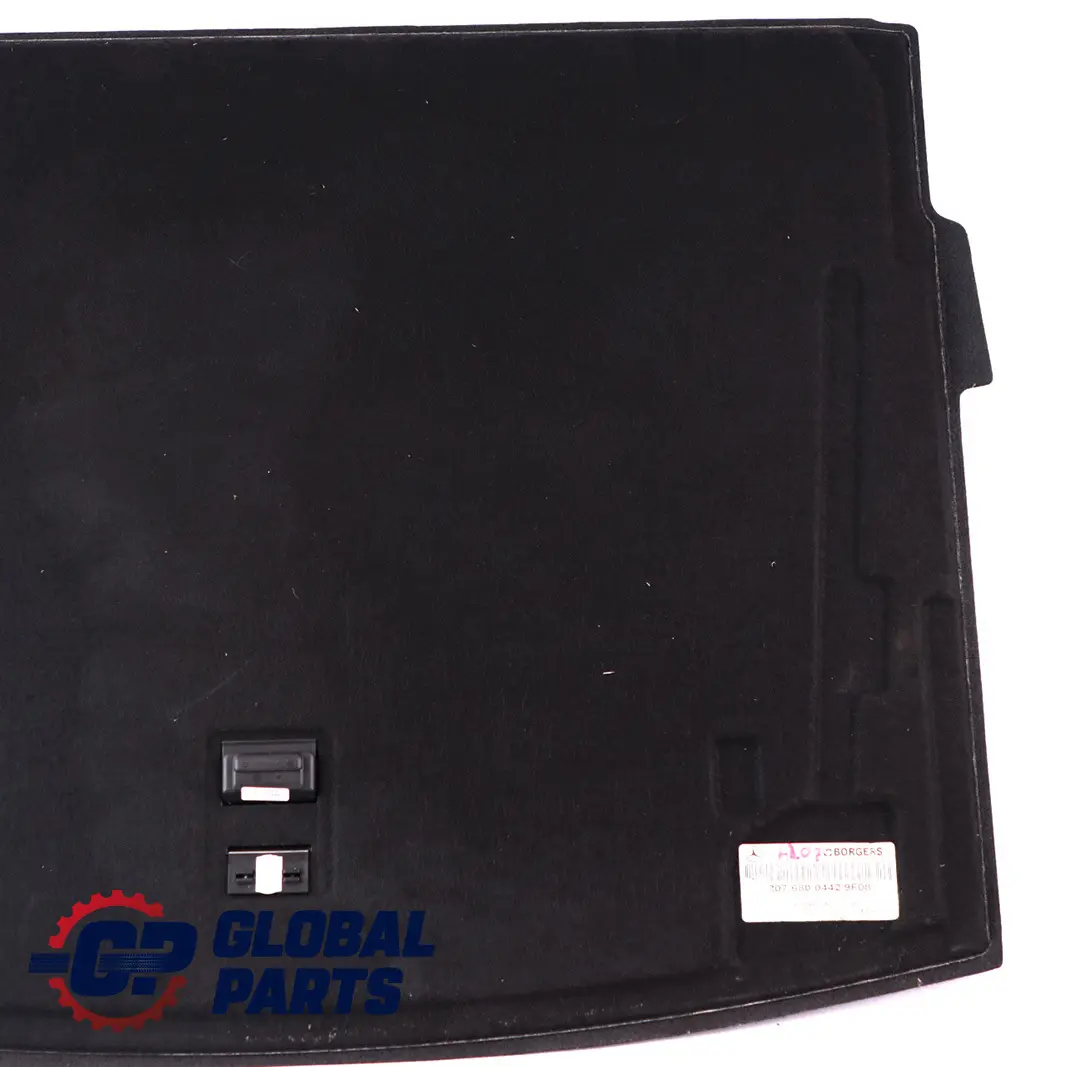 Mercedes-Benz W207 Cabrio A207 Maletero Trasero Piso Alfombra Panel de Adorno para con número de pieza A2076800442 Mercedes-Benz W207 Cabrio A207 Maletero Trasero Piso Alfombra Panel de Adorno - SKU A2076800442 - Número de pieza A2076800442