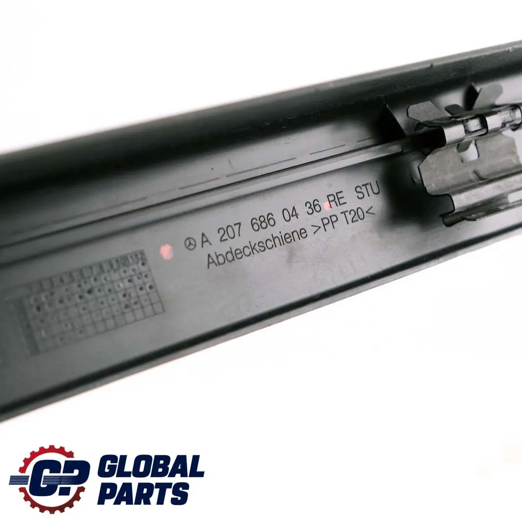 W207 Panneau seuil de porte avant droit pour Mercedes W204 Coupe à propos du numéro de pièce A2076860436 Mercedes W204 Coupe W207 Panneau seuil de porte avant droit - SKU A2076860436 - Numéro de pièce A2076860436