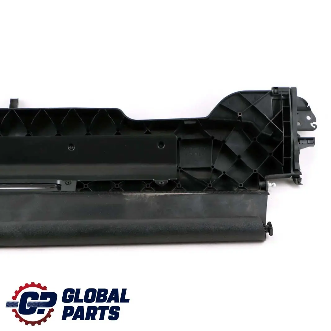 Mercedes W207 Cabrio A207 Couvercle de toit rétractable Tablette pour colis - SKU A2076900065 - Numéro de pièce A2076900065
