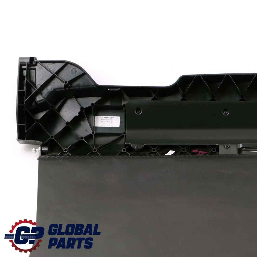 Mercedes W207 Cabrio A207 Couvercle de toit rétractable Tablette pour colis - SKU A2076900065 - Numéro de pièce A2076900065