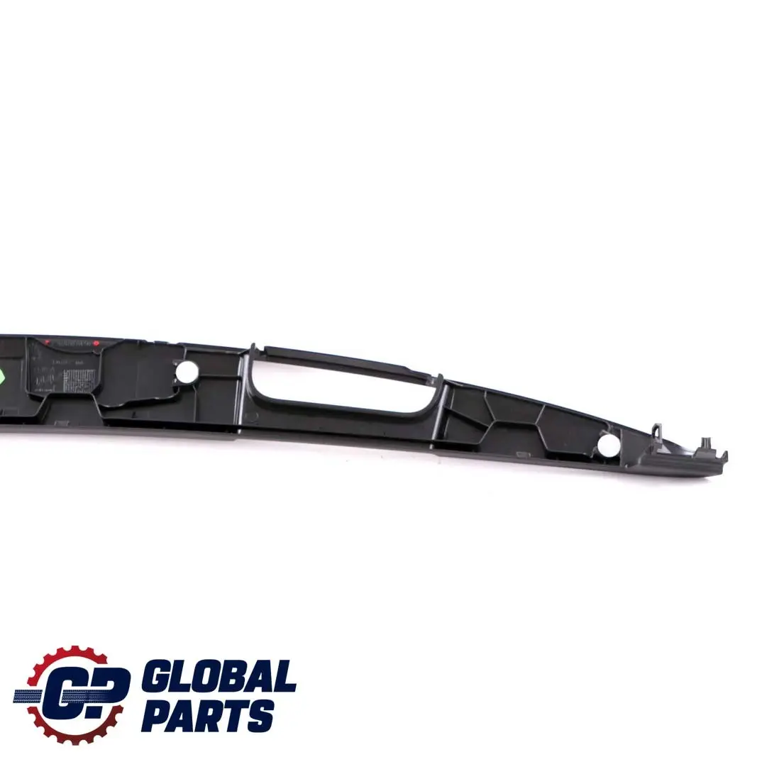 Parabrezza Rivestimento superiore pannello di copertura per Mercedes A207 con numero di parte A2076900450 Mercedes A207 Parabrezza Rivestimento superiore pannello di copertura - SKU A2076900450 - Numero di parte A2076900450