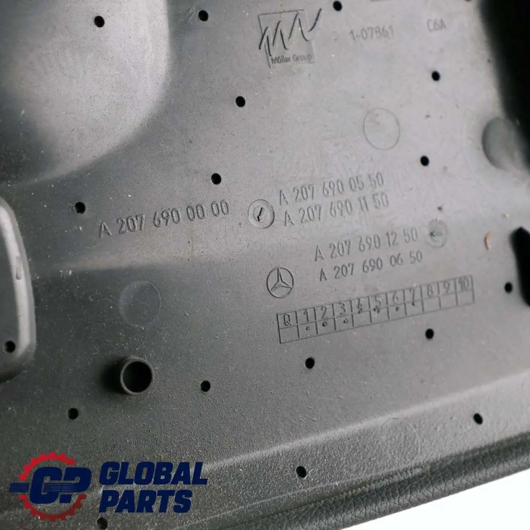 Mercedes-Benz A207 Panneau habillage commandes de pavillon de toit - SKU A2076901150 - Numéro de pièce A2076901150