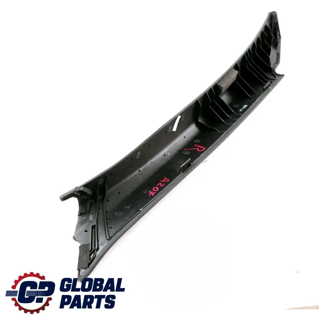 Mercedes-Benz A207 Rivestimento anteriore destro Pannello superiore montante per con numero di parte A2076903225 Mercedes-Benz A207 Rivestimento anteriore destro Pannello superiore montante - SKU A2076903225 - Numero di parte A2076903225