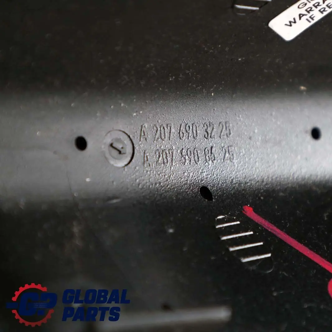 Mercedes-Benz A207 Cache avant droit supérieur A-Pillar Panel pour à propos du numéro de pièce A2076903225 Mercedes-Benz A207 Cache avant droit supérieur A-Pillar Panel - SKU A2076903225 - Numéro de pièce A2076903225