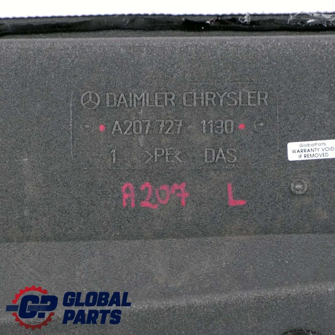 W207 A207 C207 Coperchio isolante porta sinistra per Mercedes con numero di parte A2077271130 Mercedes W207 A207 C207 Coperchio isolante porta sinistra - SKU A2077271130 - Numero di parte A2077271130