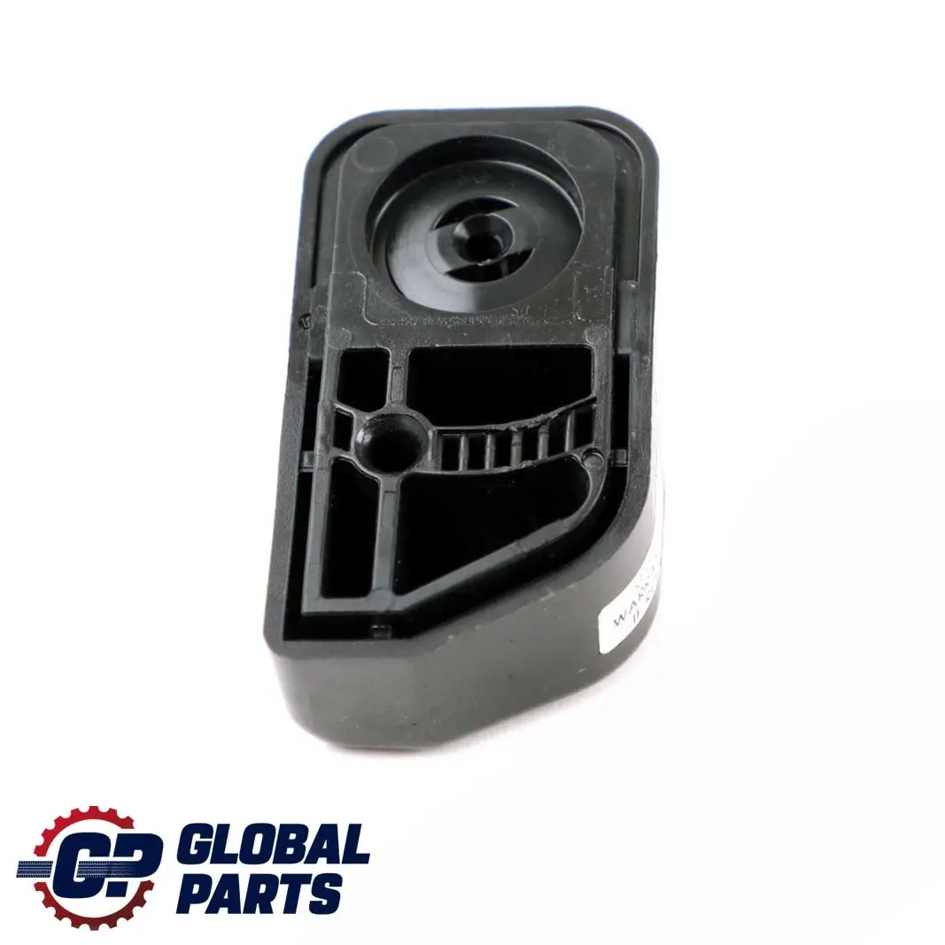 Mercedes-Benz A207 W207 Cabrio Rear Right O/S Folding Top Support Holder Bracket to with Part number A2077570282 Mercedes-Benz A207 W207 Cabrio Rear Right O/S Folding Top Support Holder Bracket - SKU A2077570282 - Part number A2077570282