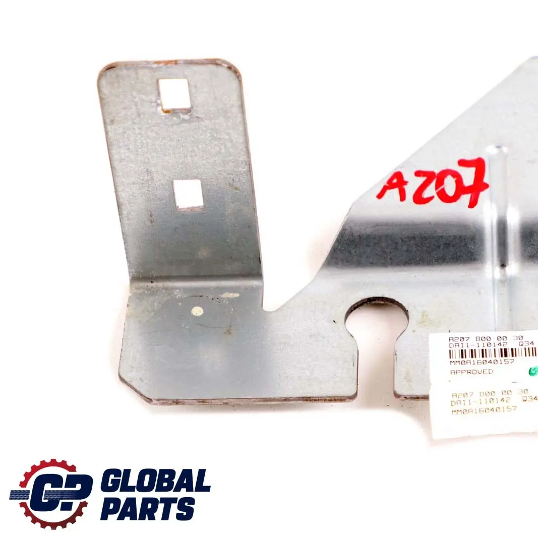  Mercedes-Benz A207 W207 Support pompe hydraulique pliable en haut A2078000030 - SKU A2078000048-1 - Numéro de pièce A2078000048