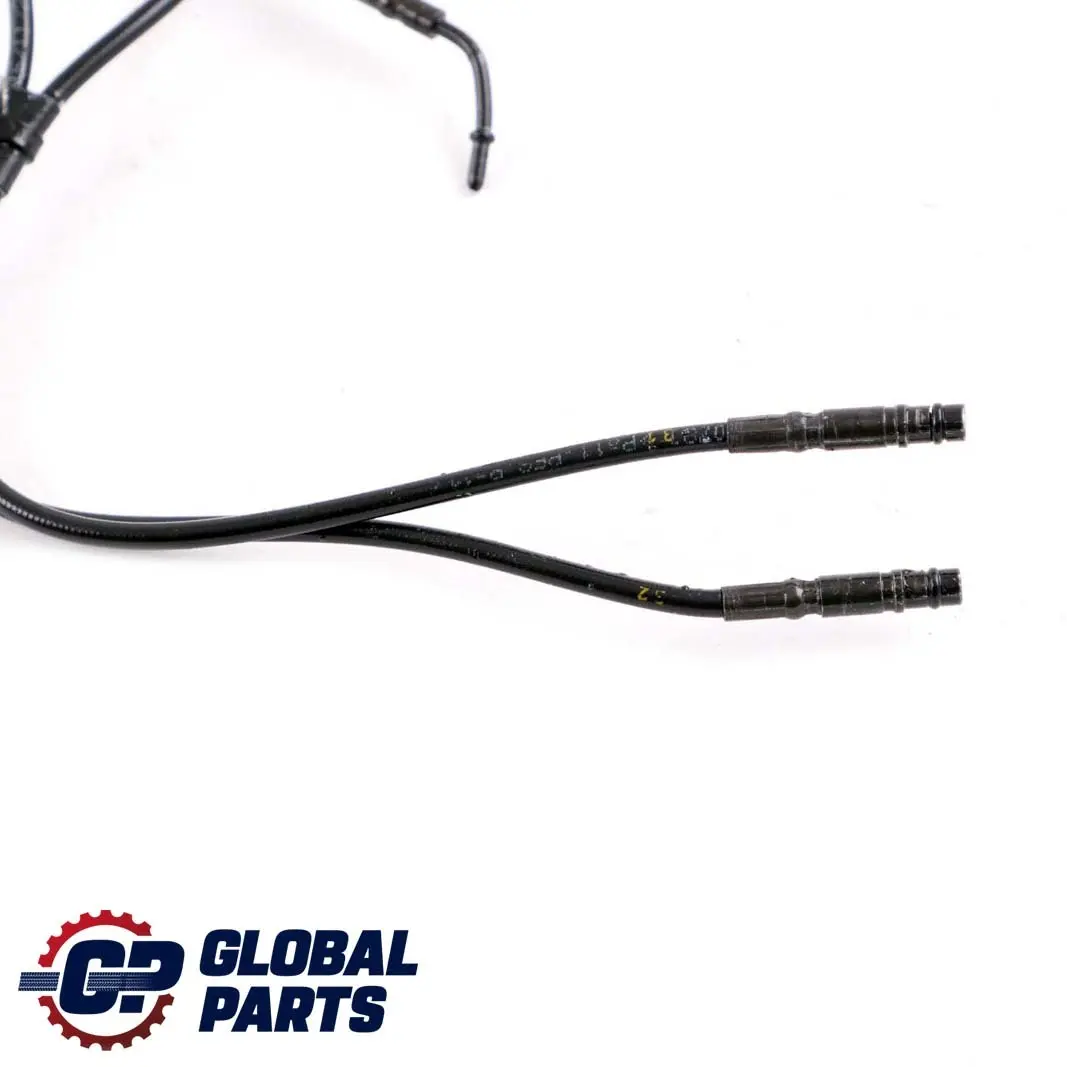 Mercedes-Benz E-Class W207 Cabrio A207 Right O/S Brake Master Cylinder Hoses to with Part number A2078050107 Mercedes-Benz E-Class W207 Cabrio A207 Right O/S Brake Master Cylinder Hoses - SKU A2078050107 - Part number A2078050107