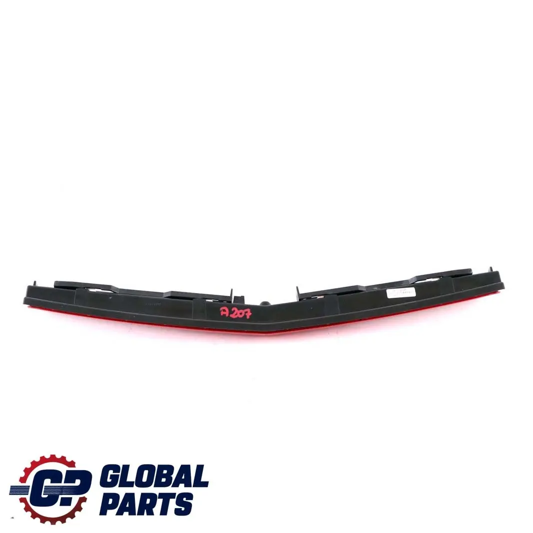 W207 Luz de freno trasera adicional Tercera luz de freno para Mercedes con número de pieza A2078200156 Mercedes W207 Luz de freno trasera adicional Tercera luz de freno - SKU A2078200156 - Número de pieza A2078200156