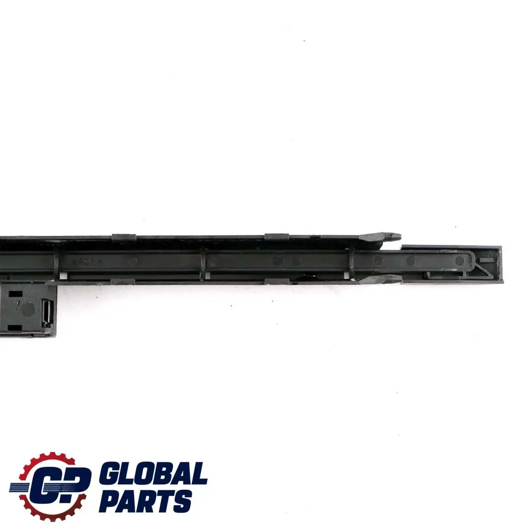 Mercedes-Benz A207 W207 Cabrio Verdeck Limit Schalter Abdeckung für mit Teilenummer A2078207610 Mercedes-Benz A207 W207 Cabrio Verdeck Limit Schalter Abdeckung - SKU A2078207610 - Teilenummer A2078207610