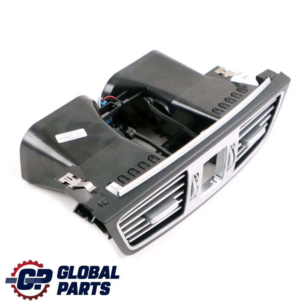 Mercedes Classe E W207 Buse d'aération centrale du tableau de bord A2078304300 - SKU A2078300000 - Numéro de pièce A2078300000