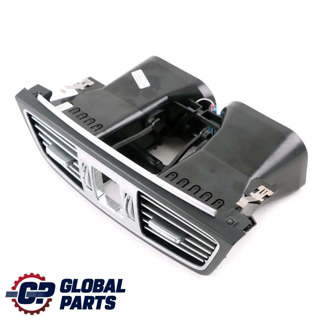 Mercedes Classe E W207 Buse d'aération centrale du tableau de bord A2078304300 - SKU A2078300000 - Numéro de pièce A2078300000