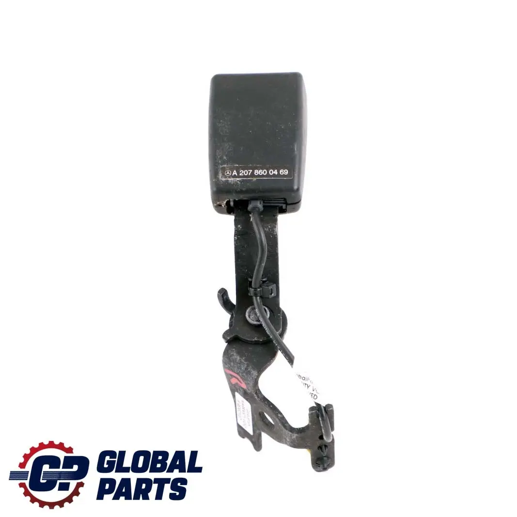 Mercedes W207 A207 Tensor de la hebilla del cinturón seguridad trasero derecho - SKU A2078600469 - Número de pieza A2078600469