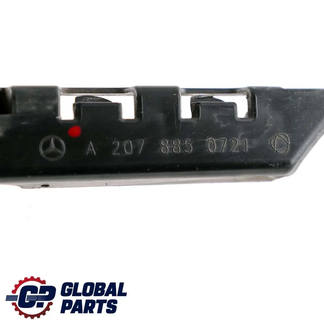 W207 Moldura montaje soporte parachoques trasero superior izquierdo para Mercedes con número de pieza A2078850721 Mercedes W207 Moldura montaje soporte parachoques trasero superior izquierdo - SKU A2078850721 - Número de pieza A2078850721