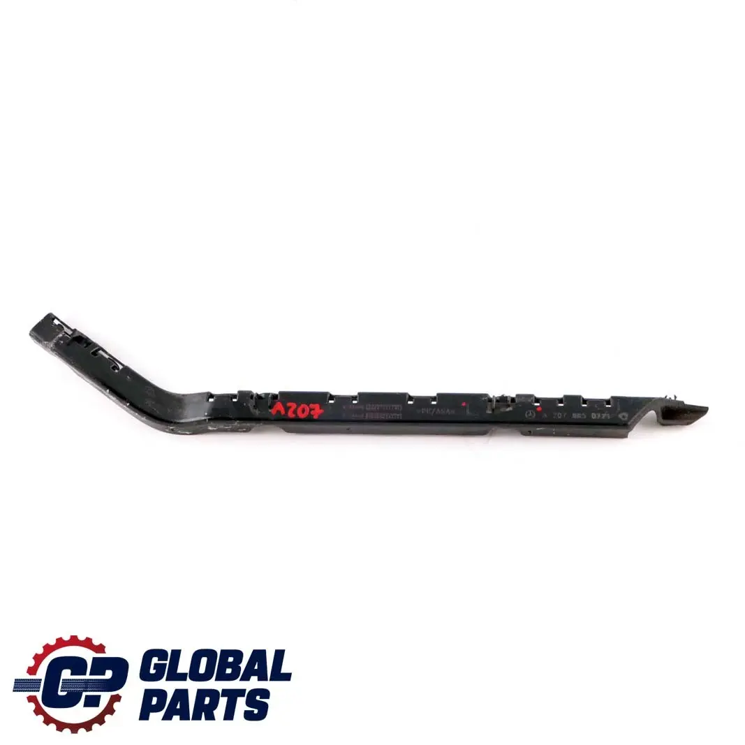 W207 Moldura montaje soporte parachoques trasero superior izquierdo para Mercedes con número de pieza A2078850721 Mercedes W207 Moldura montaje soporte parachoques trasero superior izquierdo - SKU A2078850721 - Número de pieza A2078850721