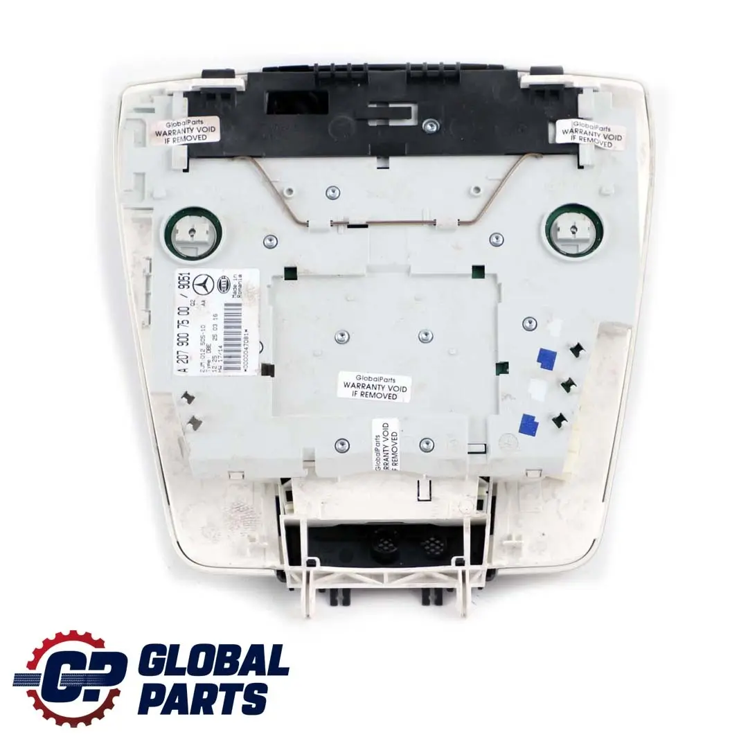 Unidad de Control de la Luz de Techo Interior para Mercedes A207 con número de pieza A2079007500 Mercedes A207 Unidad de Control de la Luz de Techo Interior - SKU A2079007500 - Número de pieza A2079007500