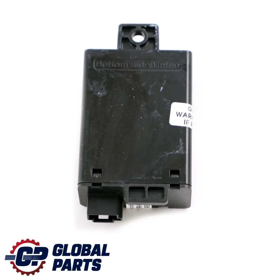 W207 Cabrio A207 ITS Camera Control Unit Module ECU to Mercedes E-Class with Part number A2079057501 Mercedes E-Class W207 Cabrio A207 ITS Camera Control Unit Module ECU - SKU A2079057501 - Part number A2079057501