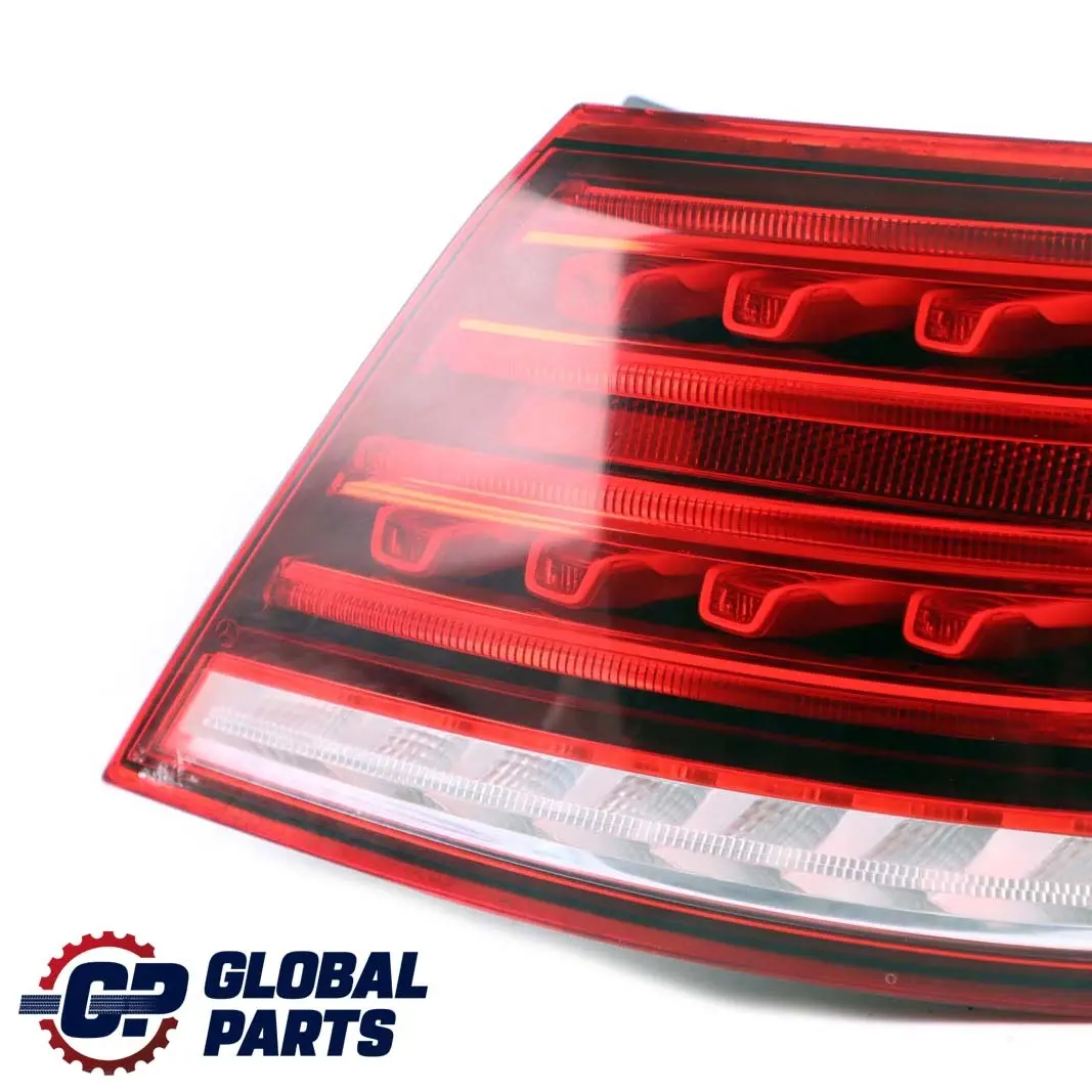 Mercedes W207 Luz Trasera Derecha Luz Trasera Luz de Freno - SKU A2079063400 - Número de pieza A2079063400