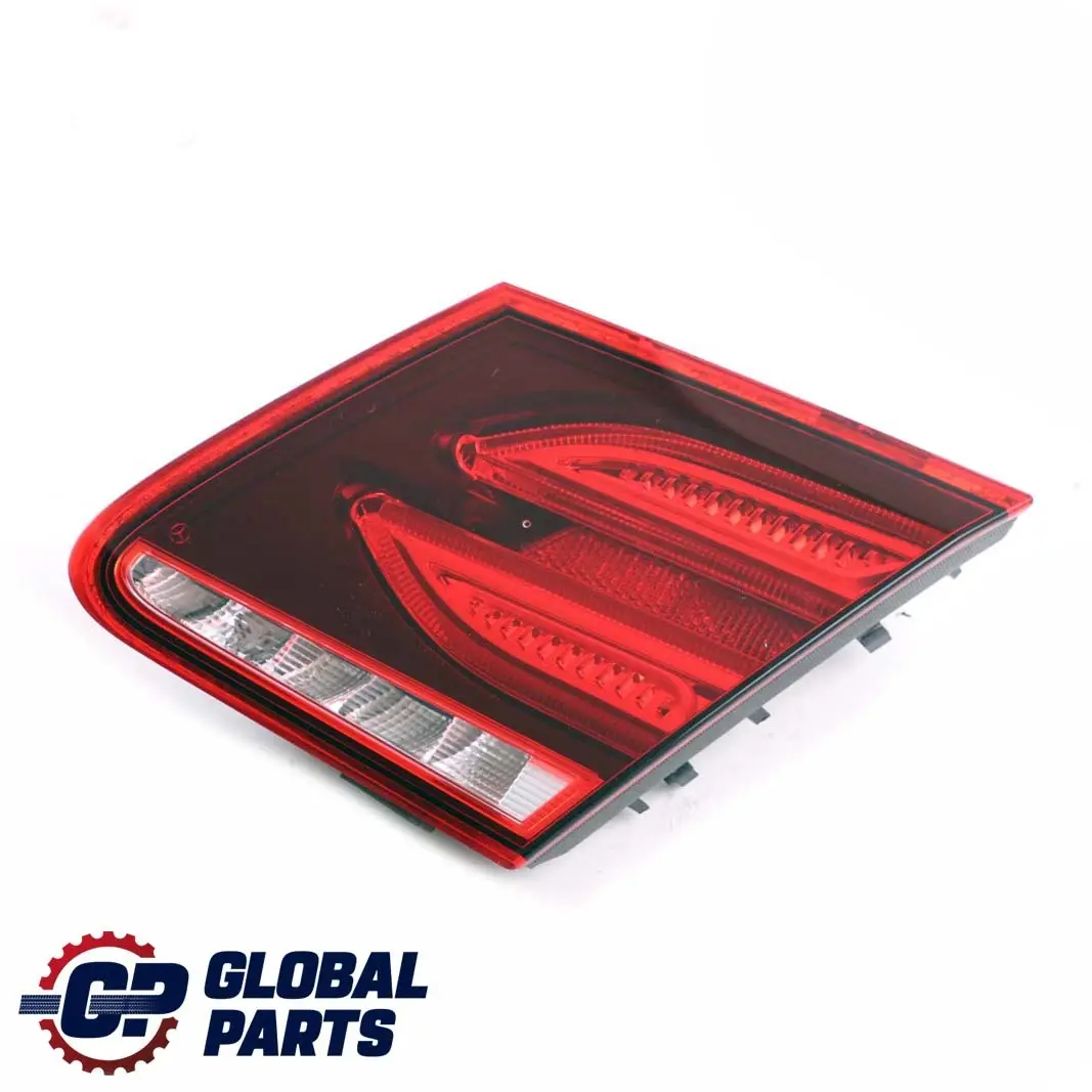 W207 Rear Right Boot Lid Bootlid Tail Lamp Light pour Mercedes à propos du numéro de pièce A2079063800 Mercedes W207 Rear Right Boot Lid Bootlid Tail Lamp Light - SKU A2079063800 - Numéro de pièce A2079063800