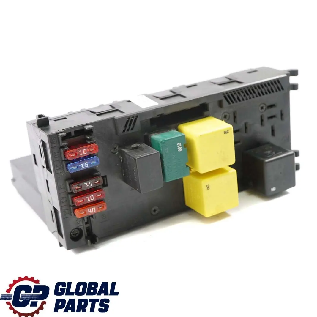 Mercedes-Benz W208 Fuse Box Relay Control Unit Electric Module SAM to with Part number A2085450132 Mercedes-Benz W208 Fuse Box Relay Control Unit Electric Module SAM - SKU A2085450132 - Part number A2085450132