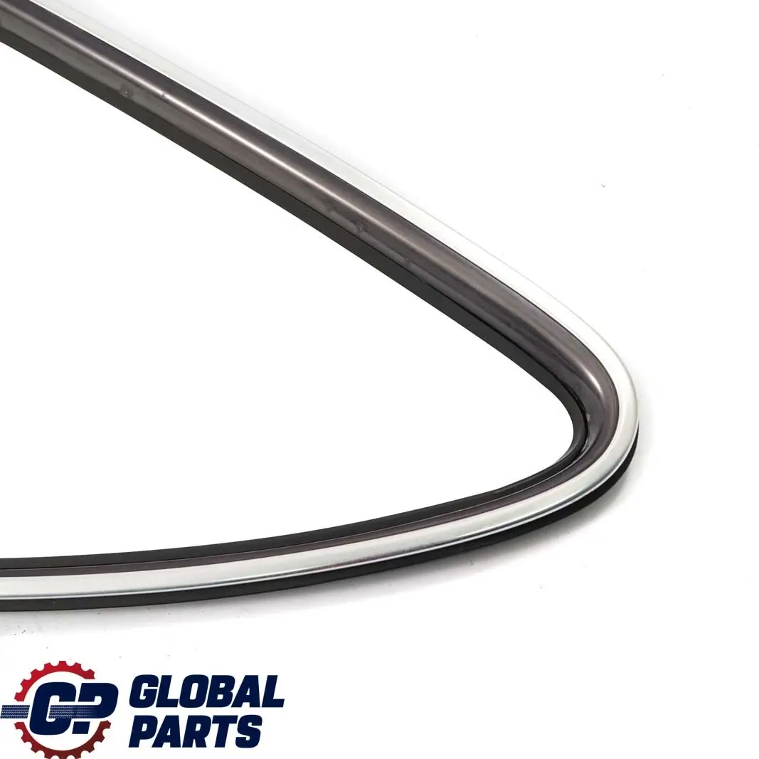 W208 C208 Listwa szyby prawy tył do MERCEDES CLK o numerze A2086700887 MERCEDES CLK W208 C208 Listwa szyby prawy tył - SKU A2086700887 - Numer Części A2086700887