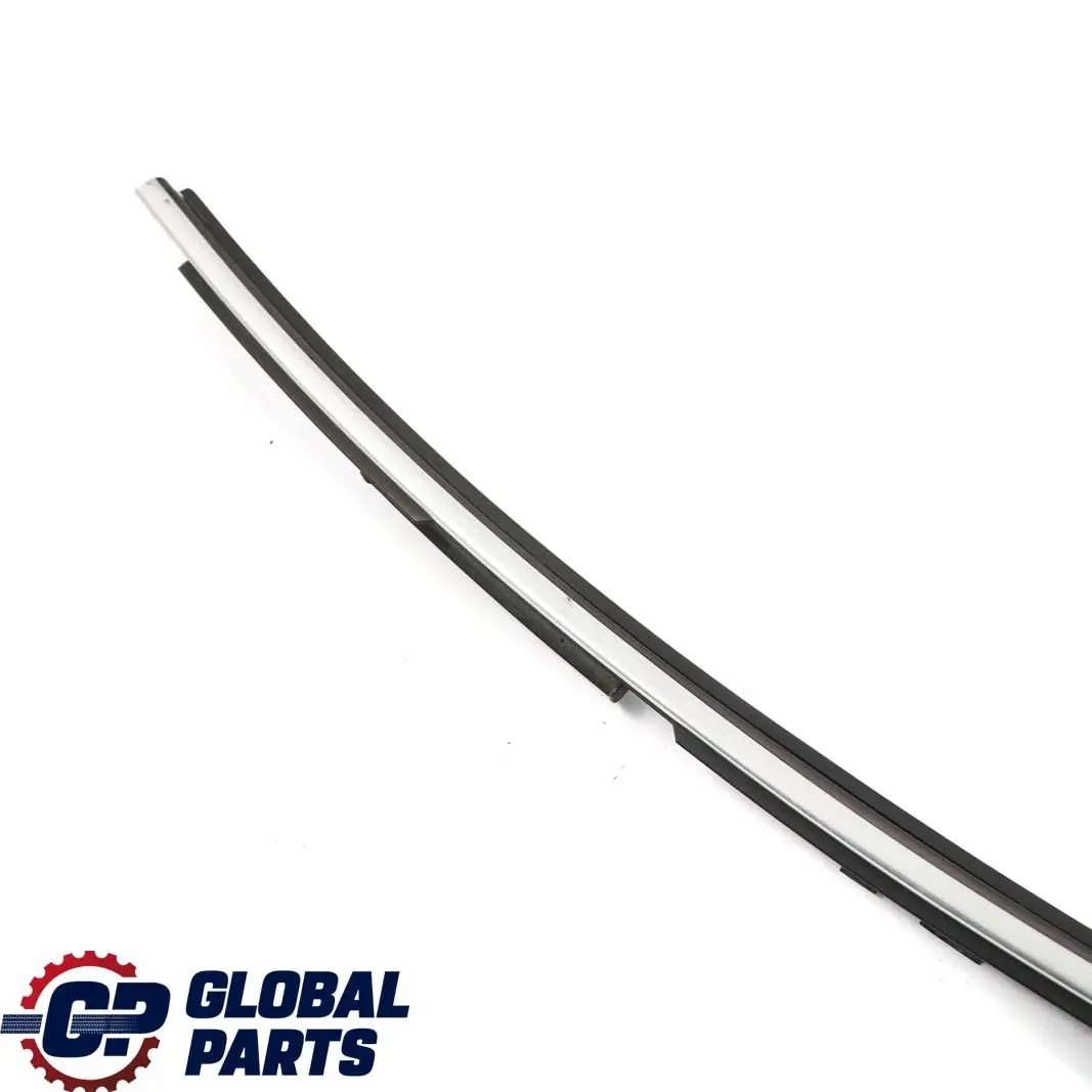 Mercedes Clase CLK W208 Trasera Derecha O / Cuarto Ventana Marco Tira De Cromo - SKU A2086700887 - Número de pieza A2086700887