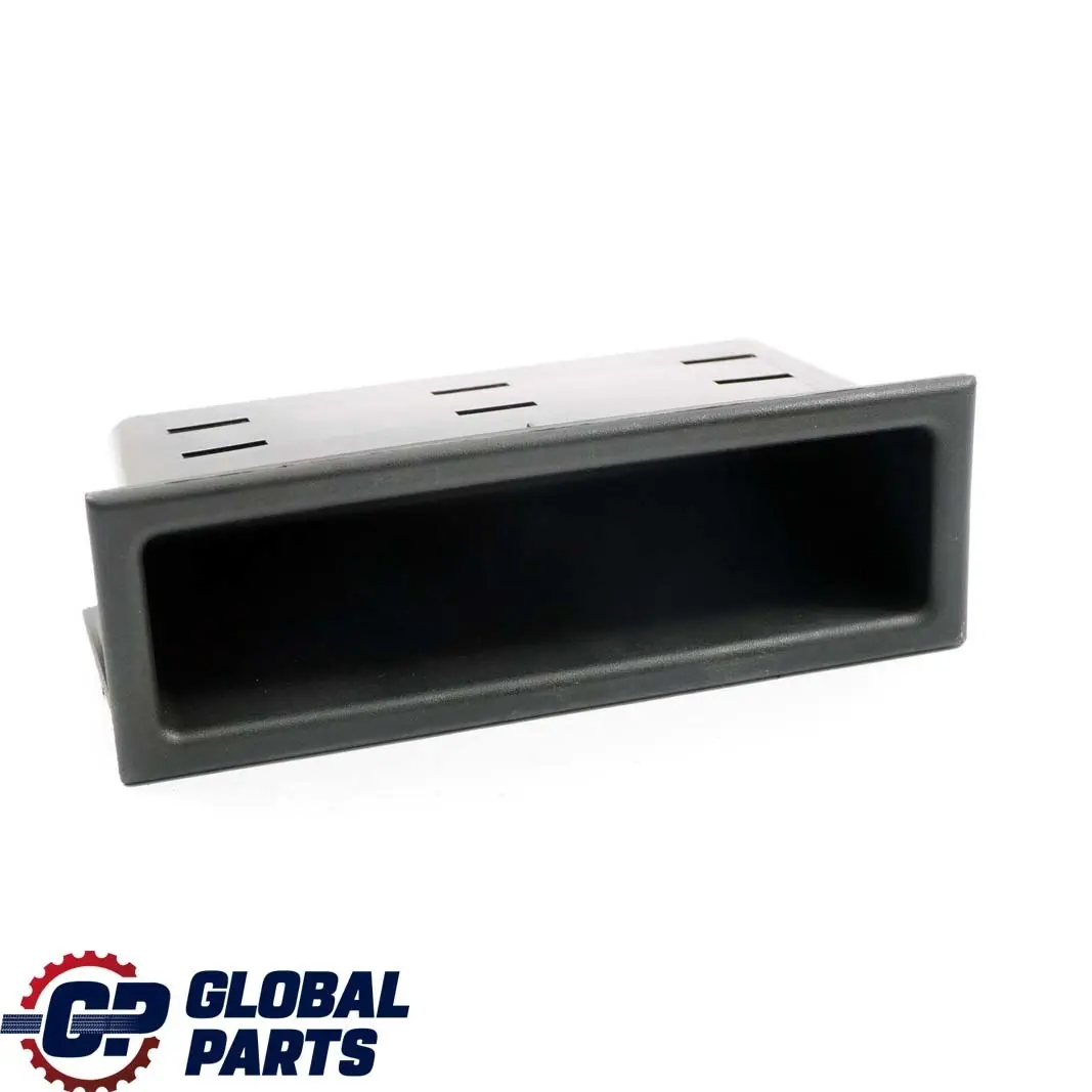 W208 Półka kieszeń pod radio konsola do MERCEDES CLK o numerze A2086800191 MERCEDES CLK W208 Półka kieszeń pod radio konsola - SKU A2086800191 - Numer Części A2086800191