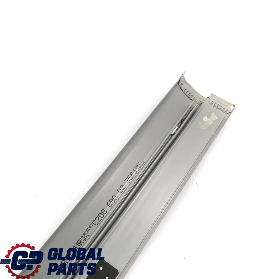  Mercedes-Benz C208 W208 Porta Ant Einstiegleistung Modanatura Grigio - SKU A2086800235 - Numero di parte A2086800235