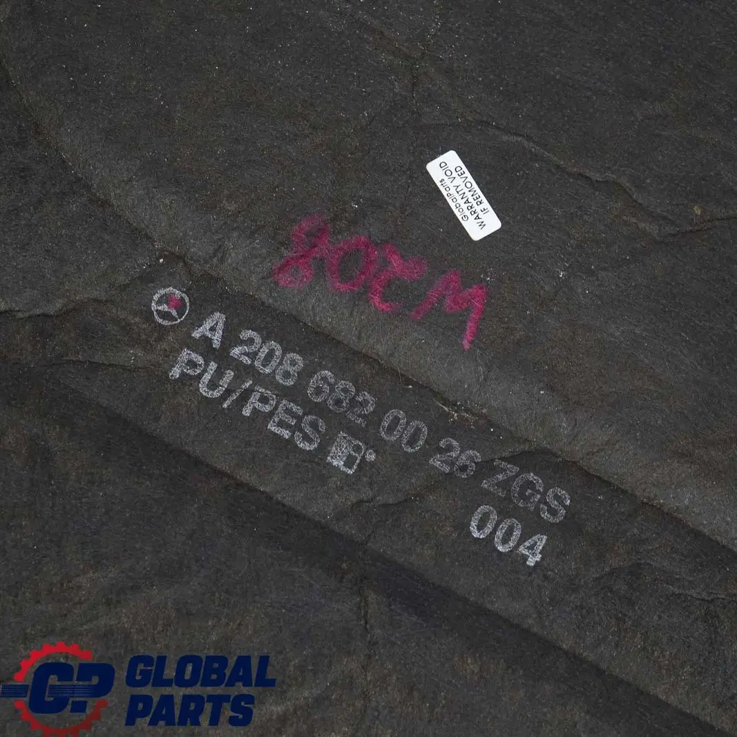 Mercedes-Benz Classe CLK W208 Capot Compartiment Moteur Rabat Insonorisation pour à propos du numéro de pièce A2086820026 Mercedes-Benz Classe CLK W208 Capot Compartiment Moteur Rabat Insonorisation - SKU A2086820026 - Numéro de pièce A2086820026