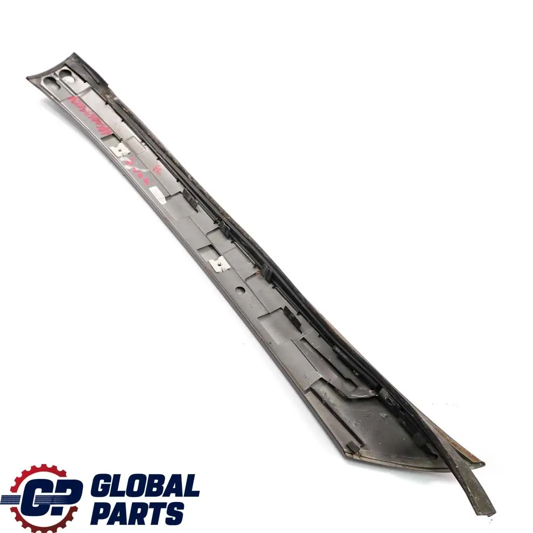 Mercedes-Benz CLK C208 Frontale SX Pilastro Prestazioni Esterno Nero Almandine per con numero di parte A2086900387 Mercedes-Benz CLK C208 Frontale SX Pilastro Prestazioni Esterno Nero Almandine - SKU A2086900387-ALB - Numero di parte A2086900387