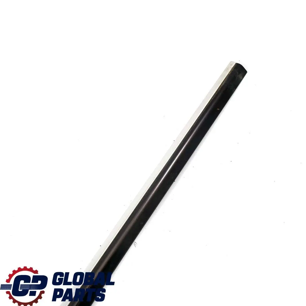  Mercedes-Benz CLK W208 C208 Puerta Delantera Izquierda Borde Moldura Tira Cromo - SKU A2086900580 - Número de pieza A2086900580