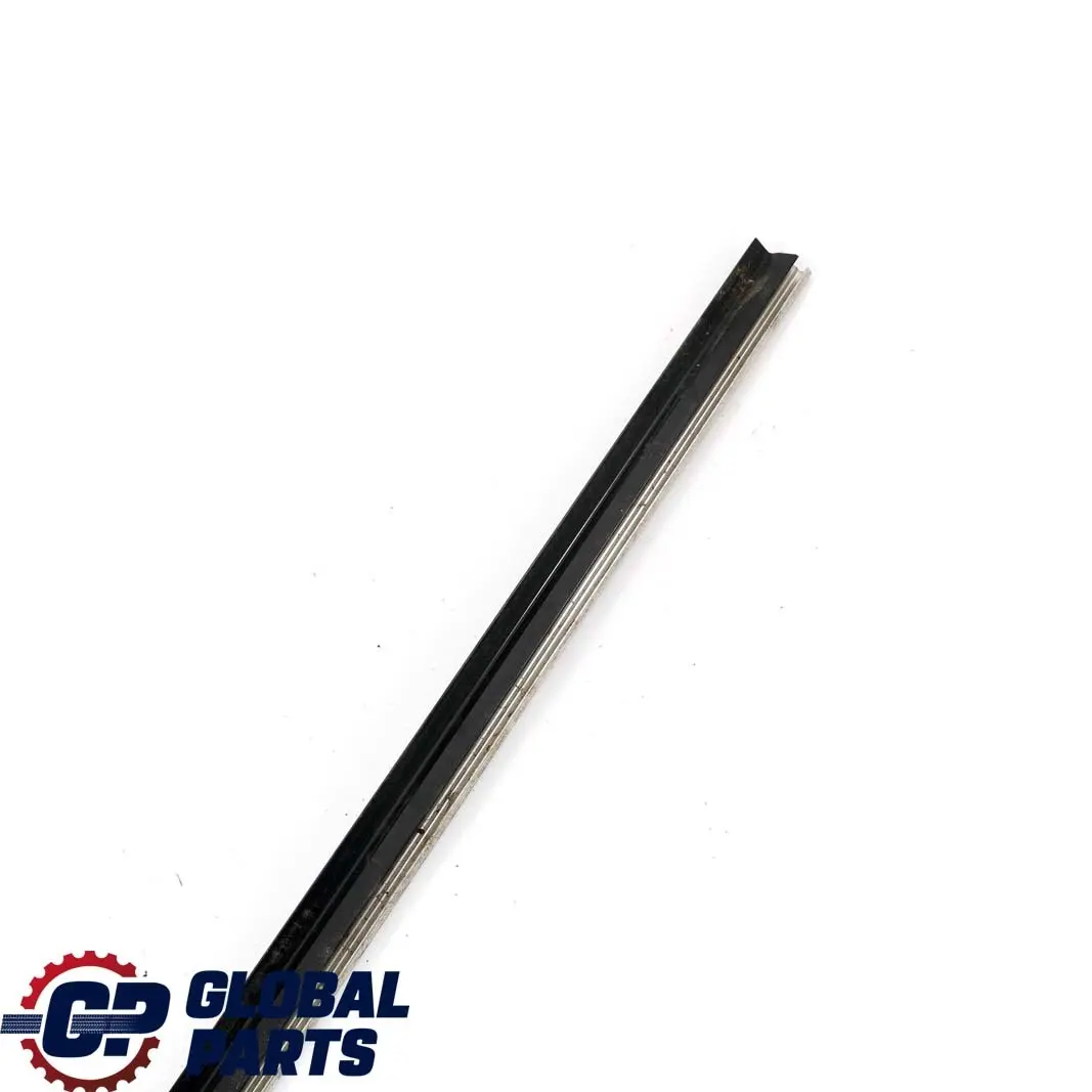 Mercedes-Benz CLK W208 C208 Puerta Delantera Izquierda Borde Moldura Tira Cromo para con número de pieza A2086900580 Mercedes-Benz CLK W208 C208 Puerta Delantera Izquierda Borde Moldura Tira Cromo - SKU A2086900580 - Número de pieza A2086900580