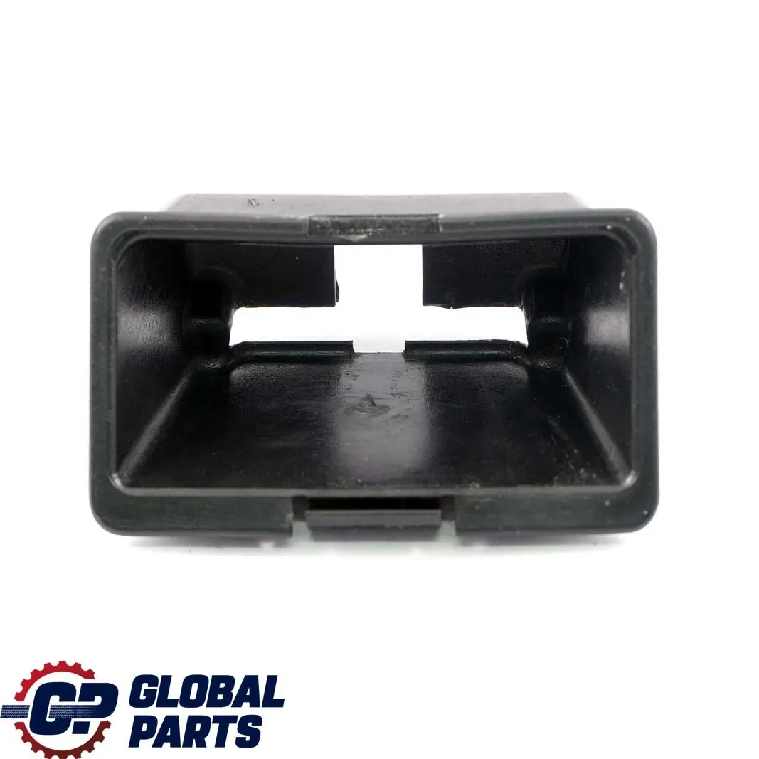  Mercedes-Benz C208 W208 Hayon Coffre Catch Revetement - SKU A2086940001 - Numéro de pièce A2086940001