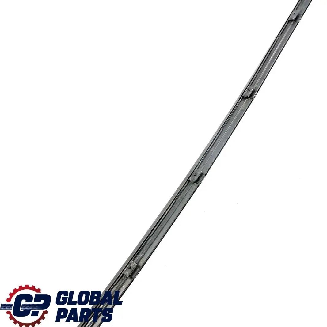 Mercedes Clase CLK W208 Puerta Delantera Izquierda Marco Ventana Exterior Tira - SKU A2087201324 - Número de pieza A2087201324