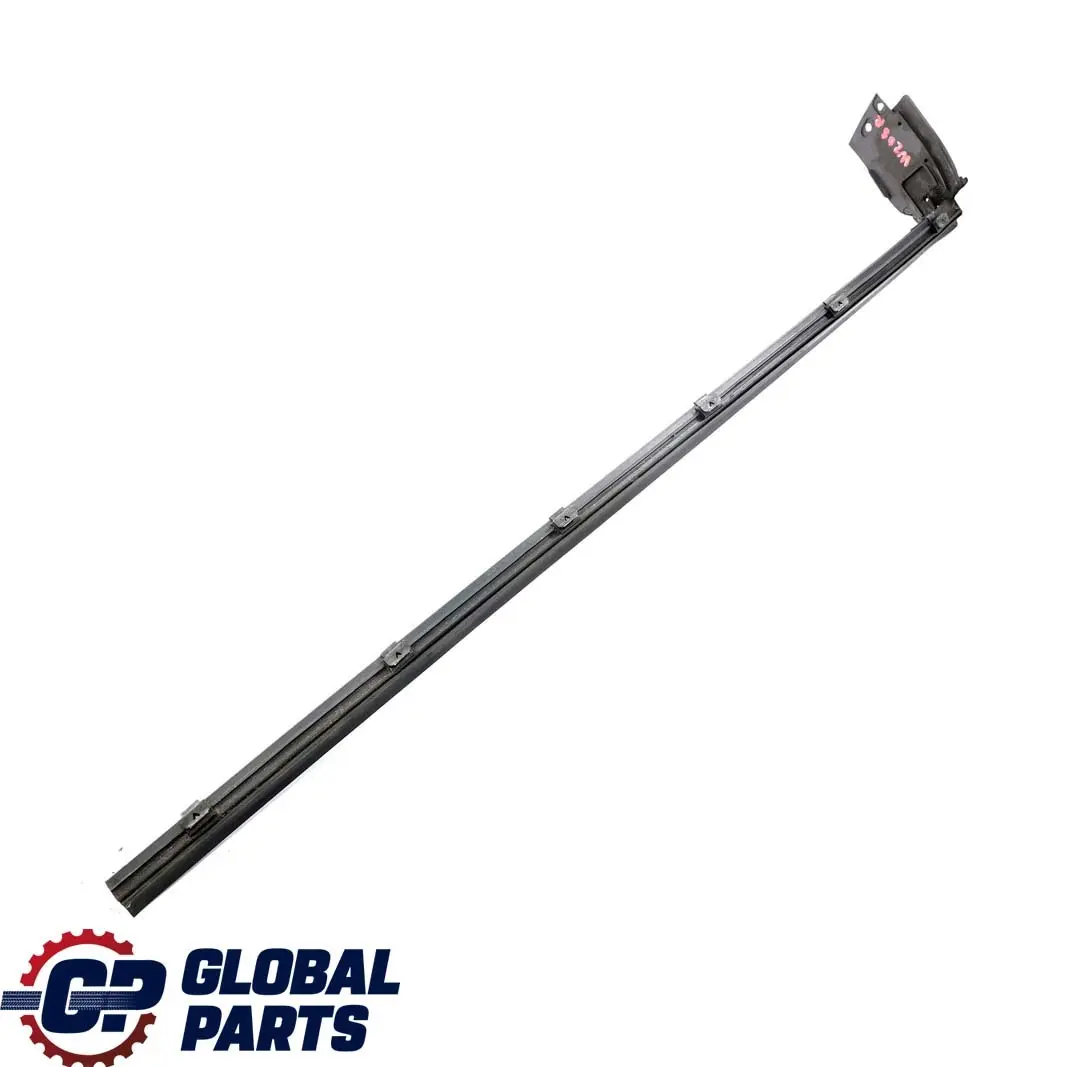Mercedes-Benz CLK-Class W208 Front Right Door O/S Window Frame Outside Strip to with Part number A2087201424 Mercedes-Benz CLK-Class W208 Front Right Door O/S Window Frame Outside Strip - SKU A2087201424 - Part number A2087201424