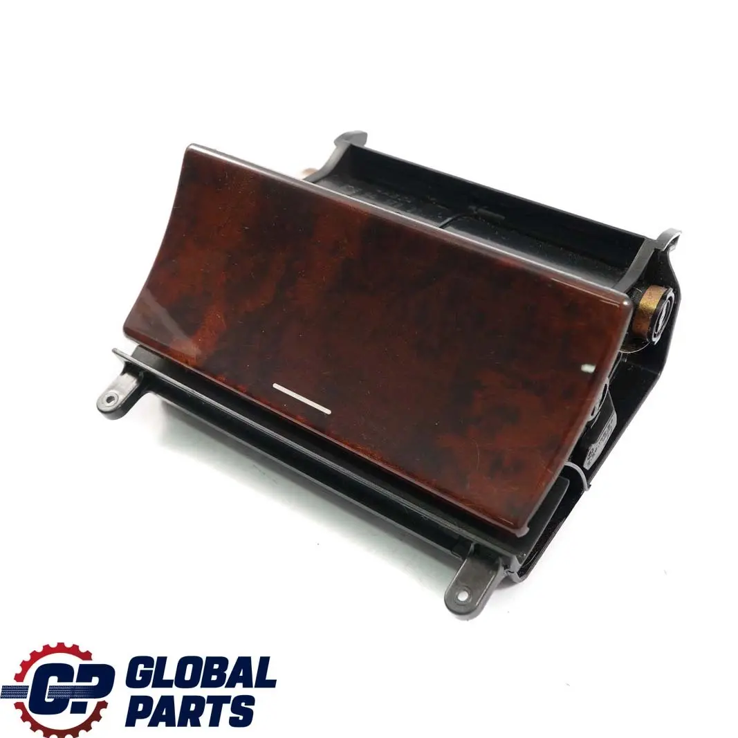 Clase CLK W208 Consola Central Cenicero Panel De Madera para Mercedes con número de pieza A2088100830 Mercedes Clase CLK W208 Consola Central Cenicero Panel De Madera - SKU A2088100830 - Número de pieza A2088100830