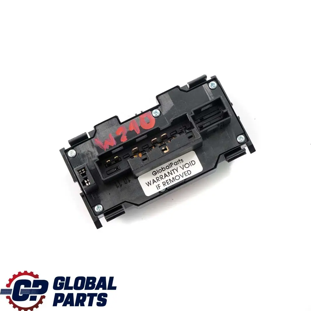 Warnblinker Schalterblock Bedienteil für Mercedes W202 W210 mit Teilenummer A2088200310 Mercedes W202 W210 Warnblinker Schalterblock Bedienteil - SKU A2088200310 - Teilenummer A2088200310